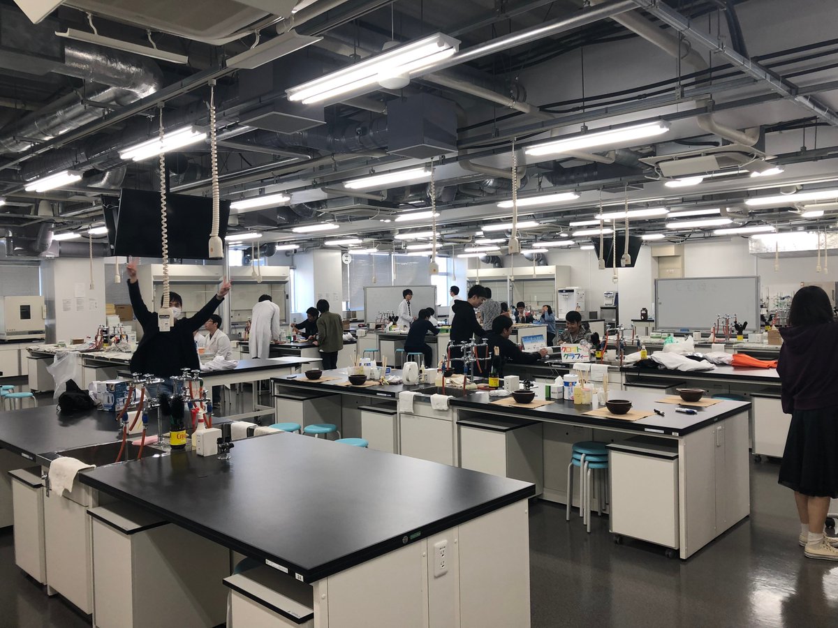 東海大学応用化学科 A Twitter 建学祭期間中 応用化学科で体験実験ができます ぜひ18号館4階の応用化学科実験室に遊びに来てくださいね 東海大学応用化学科 A Twitter 建学祭期間中 応用化学科で体験実験ができます ぜひ18号館4階の応用化学科実験室に遊びに来てくださいね