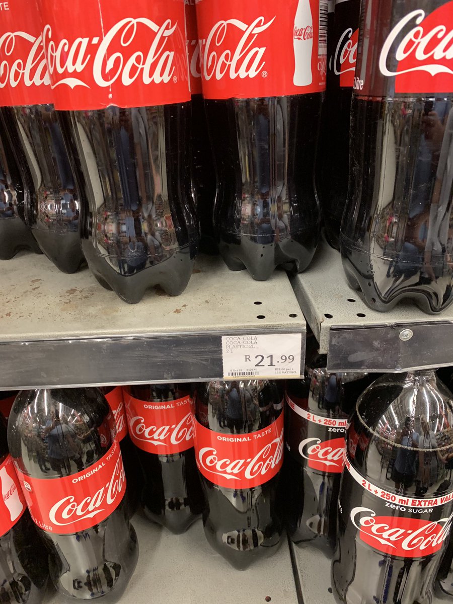 gurr_bob's tweet image. Dailylight robbery! What has happened to the price of Coke in the last few months? #cocacola #coke #picknpay