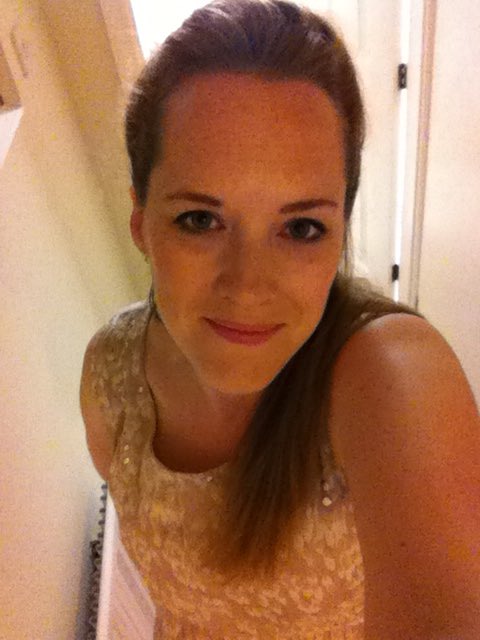 seanyseanysaeny's tweet image. Fantastic night in with my gorgeous wife @nursingdeputy last night watching 10 Rillington Place #LoveOfCourse #mywife #myweirdroommate #sexy #gorgeousblooms #gotmyheart #doanythingforher