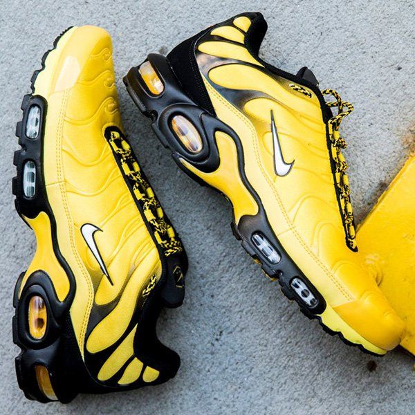 nike air max plus frequency pack