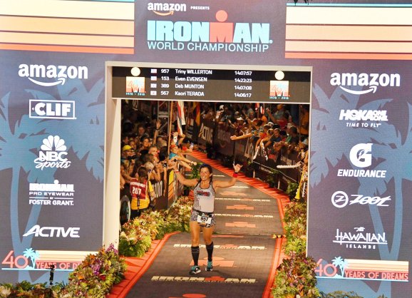 Kona 2018 thegirlintheposter.wordpress.com/2018/10/21/kon…