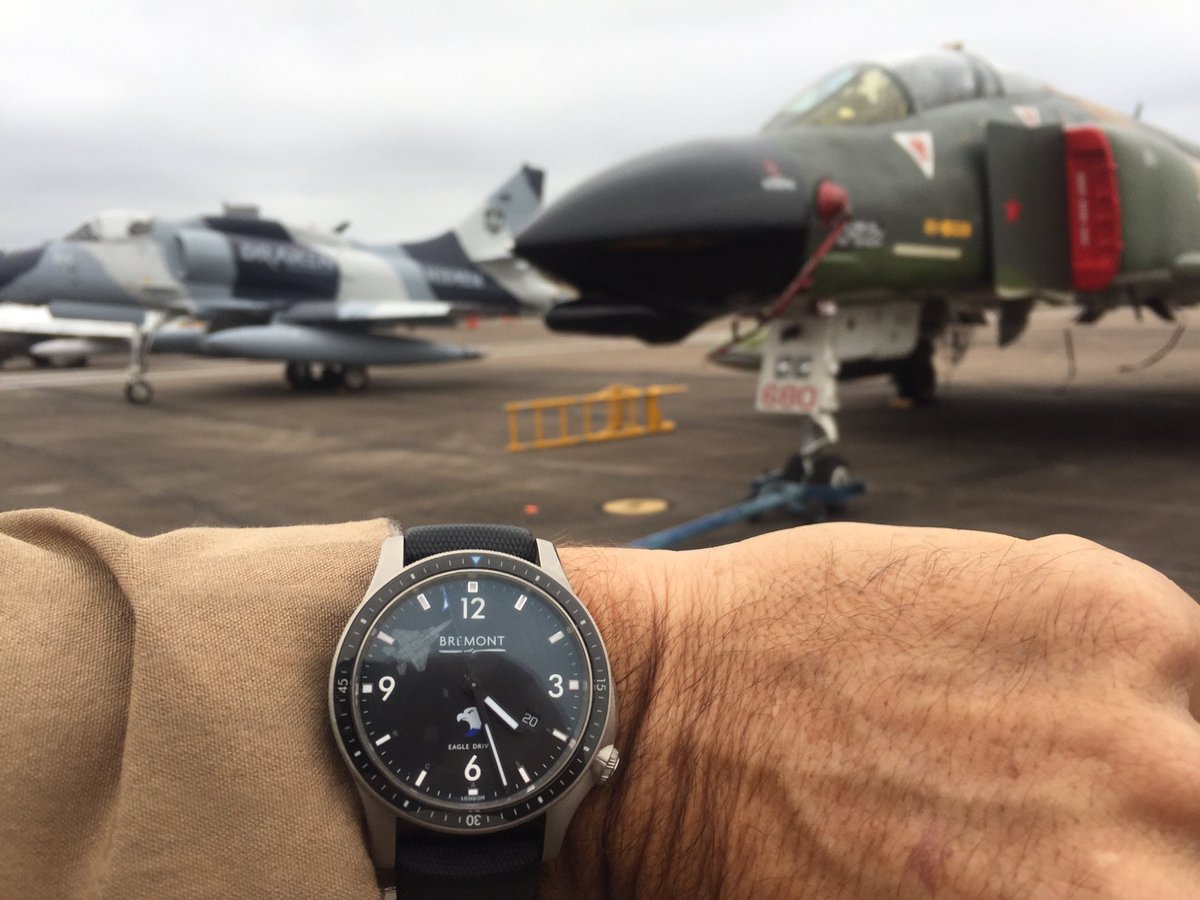 jivef15's tweet image. Time tested warriors of the sky!  Proud to fly them both. #phantom #scooter #bremontmilitary #flyjivefly
