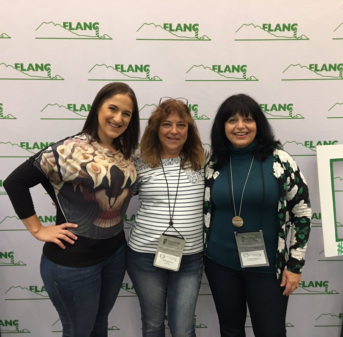 LilianaJ6's tweet photo. How blessed am I when one of my PFFs is a “compatriota” and the other one is my own daughter? So proud to have shared our 2nd #FLANC together, @mlbermud #FLANC18 ❤️ https://t.co/JcZCnqFq0q