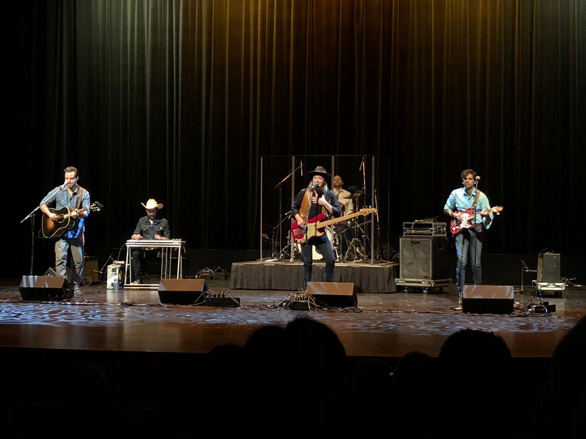 ArtsTouring's tweet image. And last but not least for tonight @DungareesBand 
#CountryMusic #ABShowcase