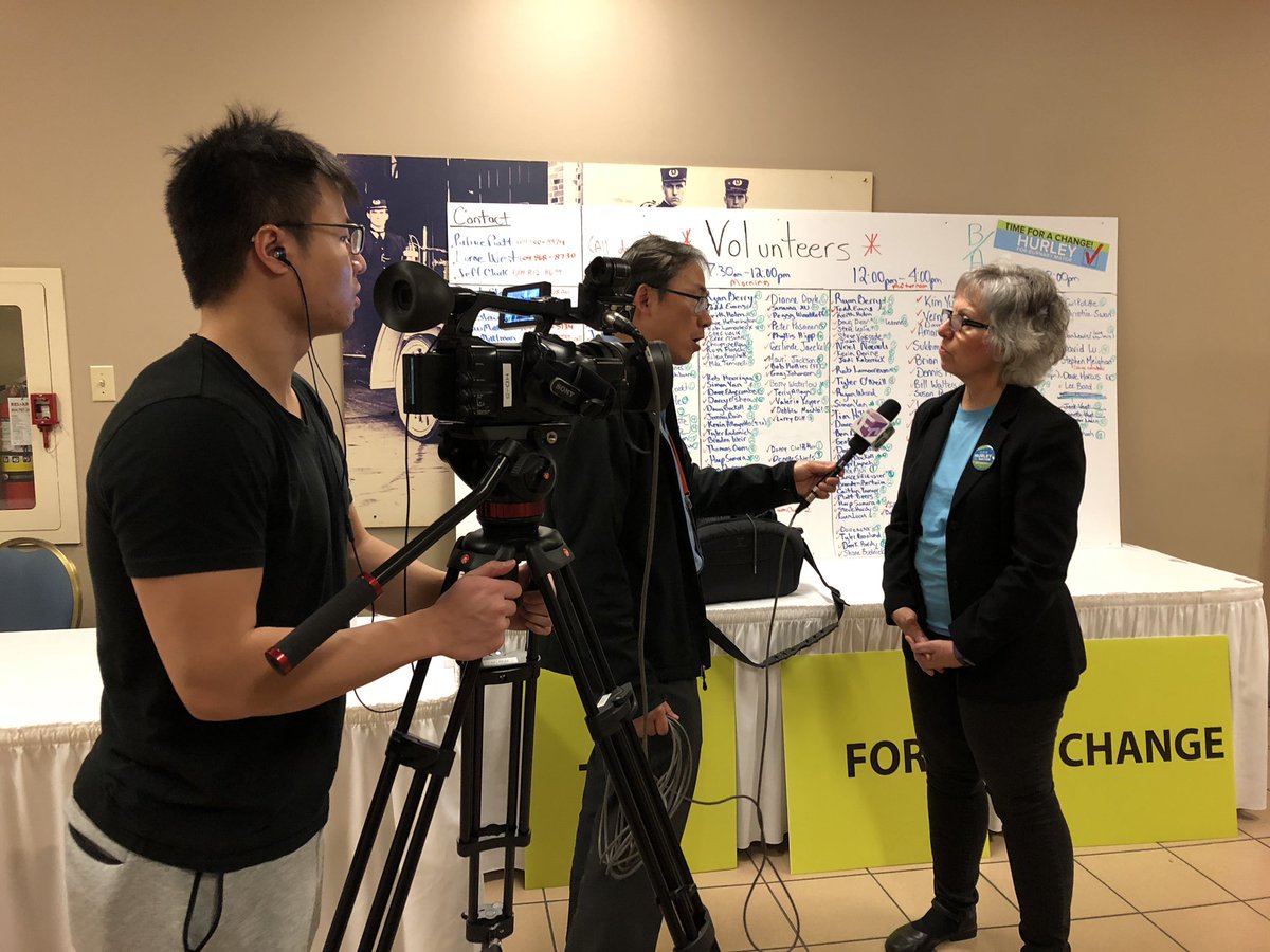 Patrice Pratt talking with Fairchild about the message of change resonating with voters. #elxnnbby18