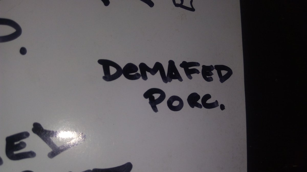Defamed_Corp's tweet photo. Vos como nos llamas? Pueden escribir desde cualquier parte del país https://t.co/91ookAtQCZ