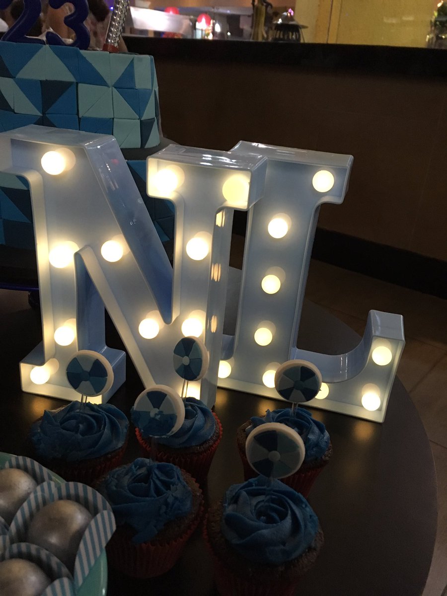 01dreamerboy's tweet image. A #minitable mais linda que eu já vi