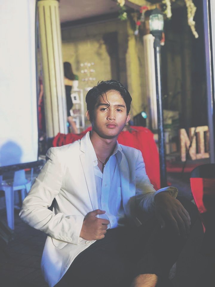 FDLRGNT's tweet photo. James Blue💙 https://t.co/yTnfHNb7KT
