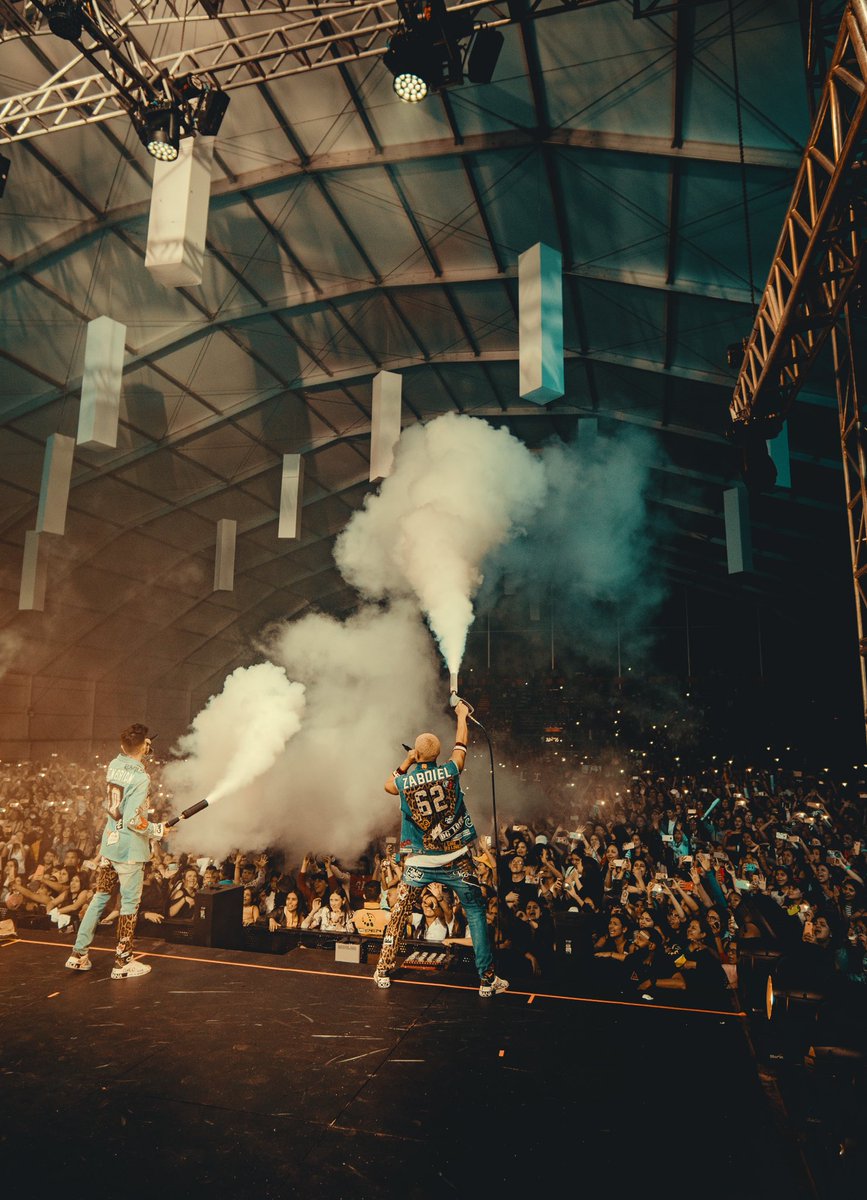 CNCOmusic's tweet image. Gracias Bogotá 🇨🇴