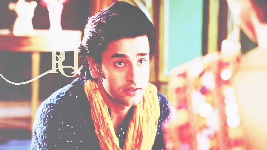 HotAttraction10's tweet photo. one of the best scene of #RooShika he took care of her it was such a cute scene😍

#RooShika #Roop #Ishika @sharmarashmi20 @DonalBisht @shasha303 @shantibhushan3 https://t.co/p0LStQ8Uoz