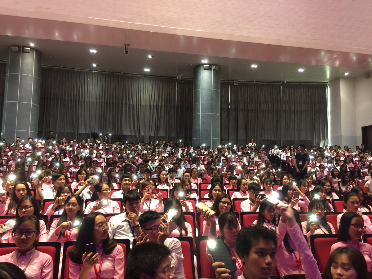 Delighted to address to #Vietnamese #Youth at #HowAbnormal campaign. We are convinced, #WomenCanLead, why not?