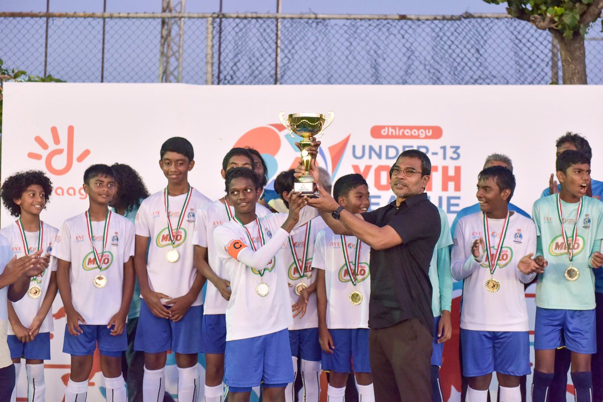 Dhiraagu's tweet photo. Dhiraagu Under 13 Youth League successfully concluded yesterday.
The league focused on developing the foundation of the game and prepare the talented youth players for the big stage of professional football.

Congratulations to the champion team Early Touch Football Academy! 🏆 https://t.co/6vNH0hMxrQ