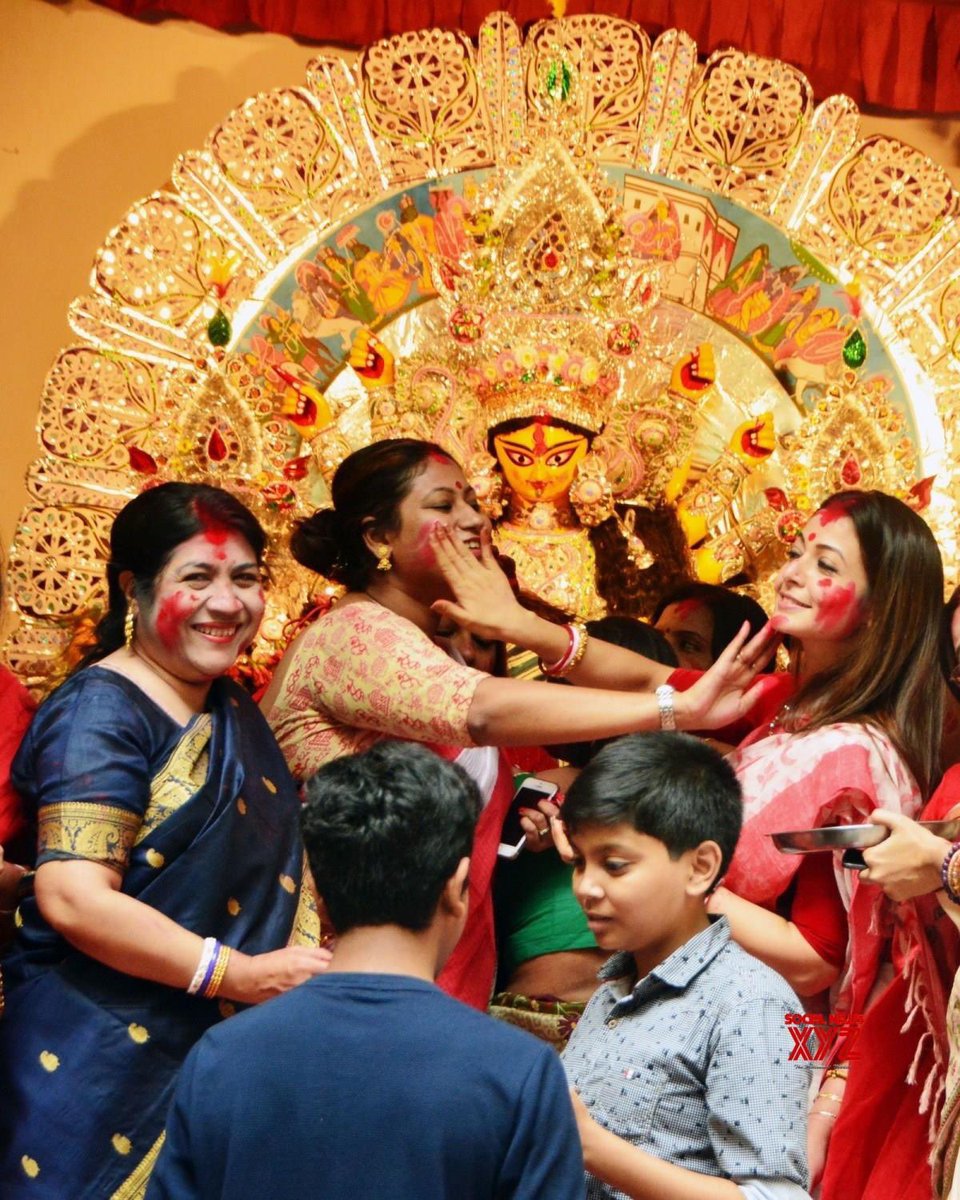 Sindur Khela in Mallick Bari, image size:960x1200