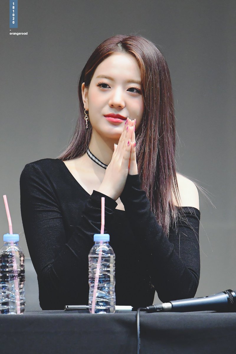 OrangeRoad8's tweet photo. 181020 4회차 팬사인회 규리

#프로미스나인 #Fromis_9 #장규리
@realfromis_9 https://t.co/xy7s0PSdXk