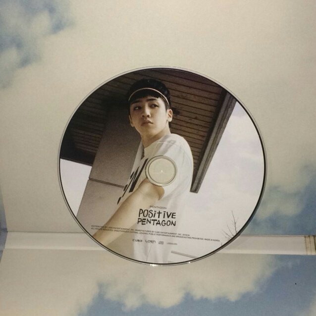 myeonniebun's tweet photo. [WTS] POSITIVE PENTAGON 6th MINI ALBUM

➡Details
💥Photobook
💥CD Wooseok
💥PC Yanan

DM FOR PRICE

tdk ada poster dari awal beli
@INAKpopTrade @kpoptradesina 

#wtsalbumkpop #wtspentagon #jualalbumkpop #jualalbumpentagon #pentagon #yananpc #wts #wtt #wtsalbum #pentagonalbum https://t.co/JMLslLdeTJ
