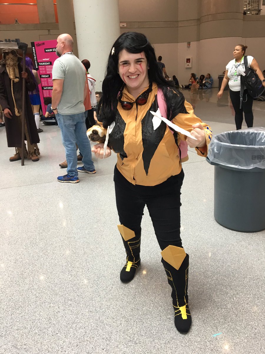 young_kyra's tweet photo. For everyone who doesn’t know Gabby, here is my official recommendation to read All-New Wolverine. #allnewwolverine #NYCC18 #newyorkcomiccon #marvelcomics #honeybadger #jonathanthewolverine https://t.co/nC7BnJZIzu