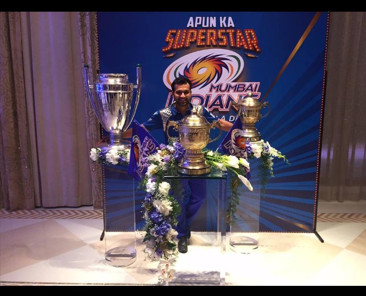 IndianMourinho's tweet photo. Kohli should also move to MI. Rohit Sharma will win him an IPL trophy. #TrophyDaddy https://t.co/evK0nlcIjk