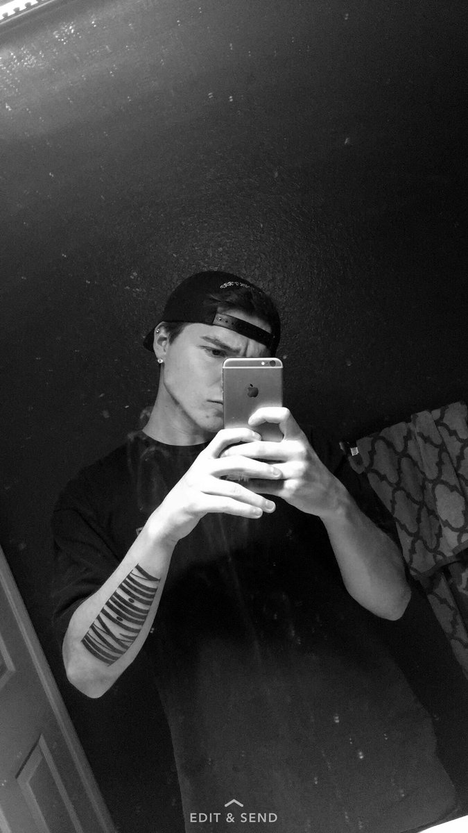 _kyle4's tweet image. 