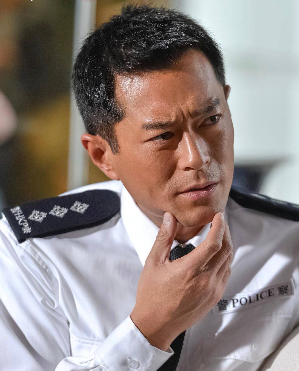 dramapotatoe's tweet photo. Happy 47th birthday to the forever suave and charming Louis Koo! His long filmography includes classics like #TheReturnoftheCondorHeroes, #TroublesomeNight series, #AStepIntoThePast and more!
#古天乐 #gutianle #louiskoo https://t.co/EKD5JTkSlR