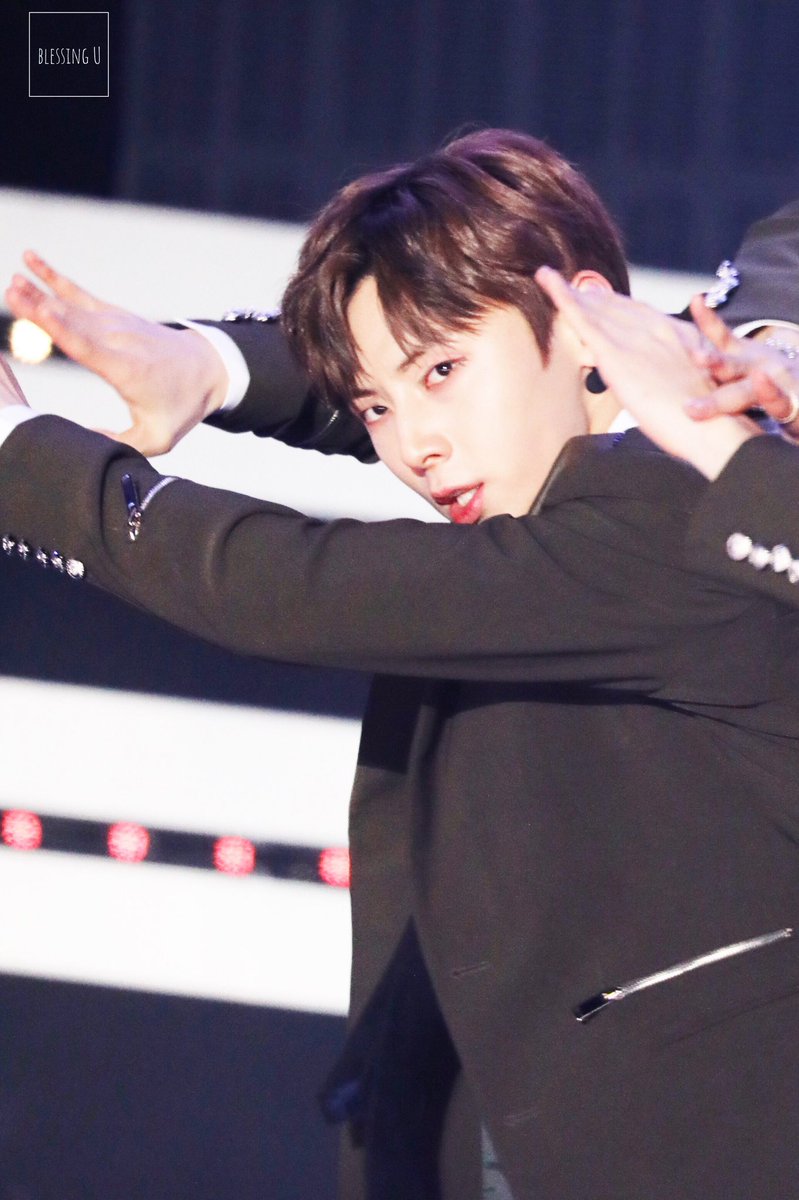 blessingu_hmh's tweet image. 20181020
#황민현