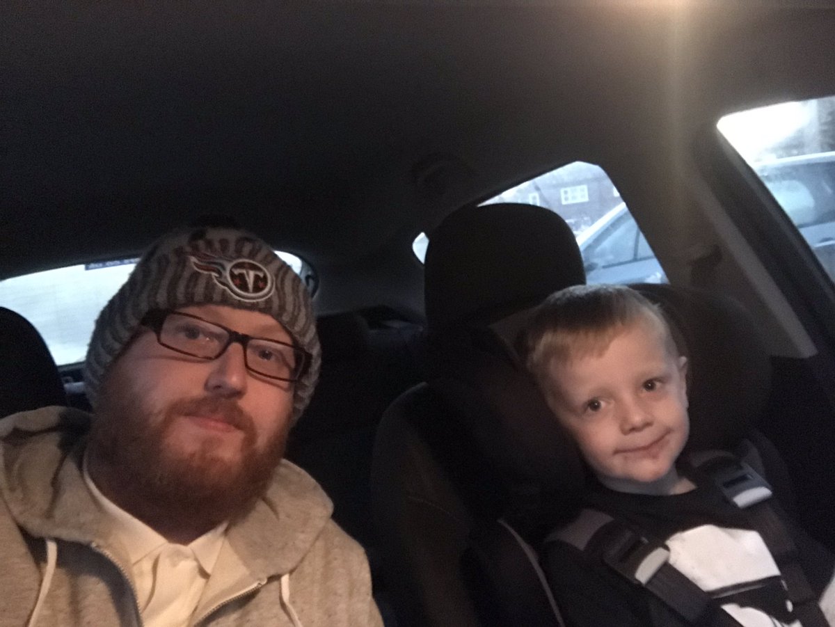 benjie_bennett's tweet photo. Early risers ready for a 300 mile round trip to watch our @titans at Wembley #nfllondon #NFLUK #TENvsLAC #ForTheBoys https://t.co/p5GNtN06Oz