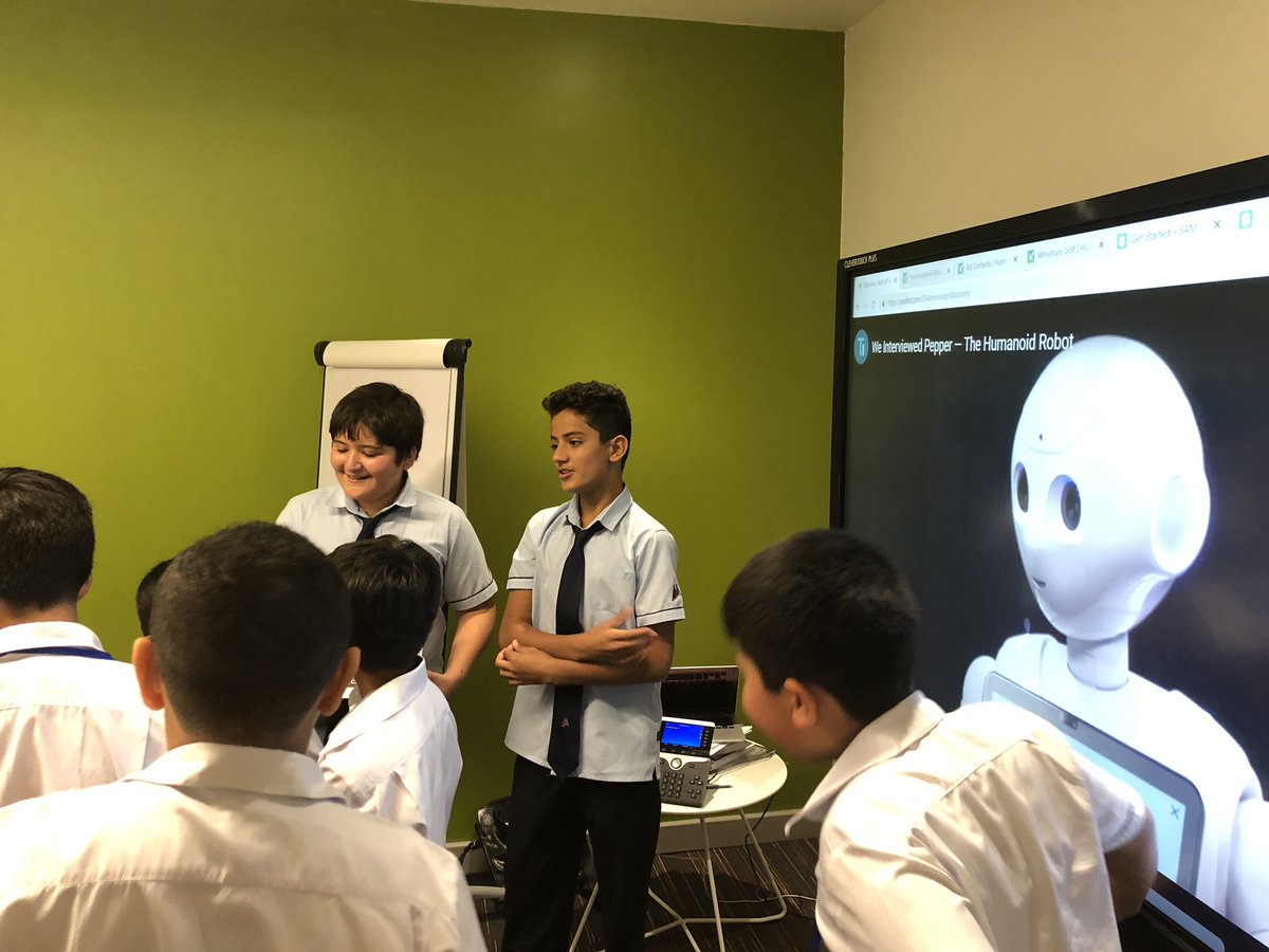 gems_daa's tweet photo. Developing real connections and coding skills as we welcomed students from #dnsalbarsha to tinker with @birdbraintech @makeymakey #SamsLab @cecilwmack @CLHaney_UAE @nohabish @DaaMiddle @daa_innovate @KHDA @YearofZayed https://t.co/jnP7gxPtDI