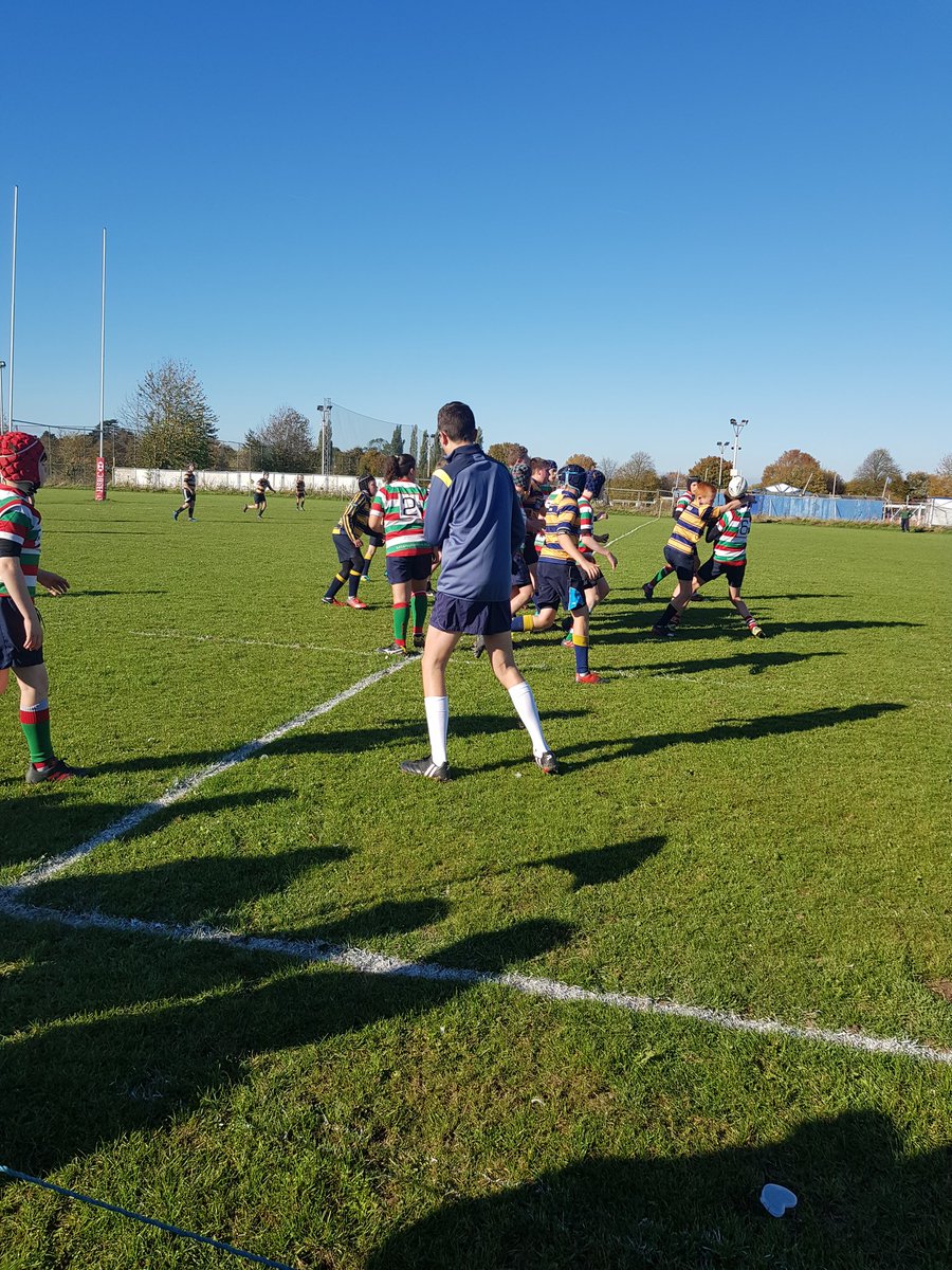 kimbowles's tweet photo. Well played Lennon. You did us proud. #scrumhalf #tookabattering #doyourtieup https://t.co/Jn2BbEIfCx