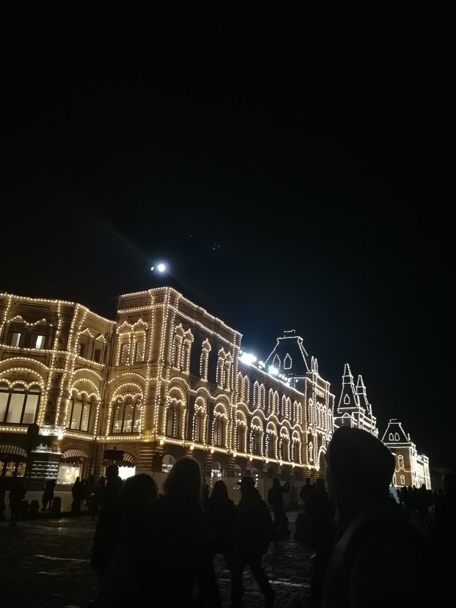 Rina___31's tweet photo. ГУМ https://t.co/8fEvPNRVdV