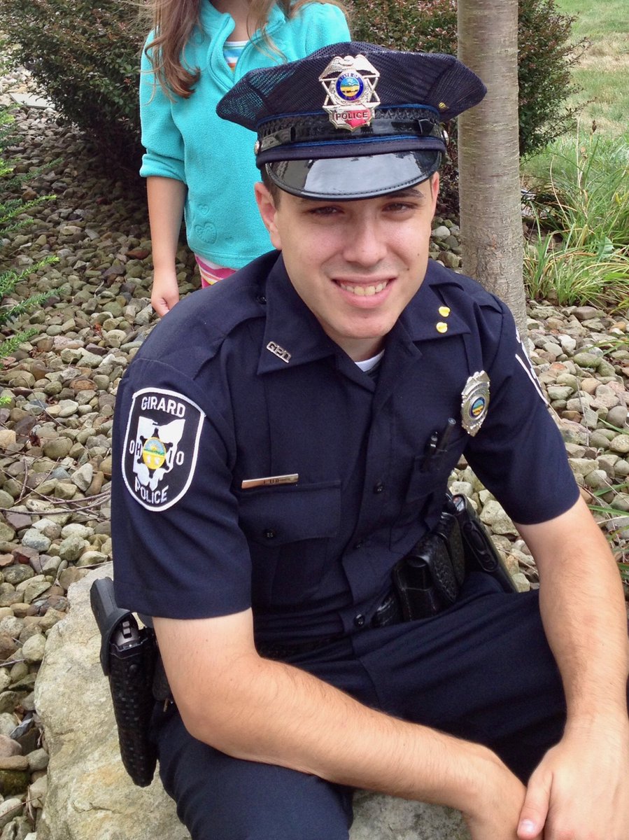 girardpd's tweet photo. Officer Justin Leo gave his life in the line of duty 1 year ago today protecting our community. RIP brother #neverforgotten https://t.co/BIgXEs5roE