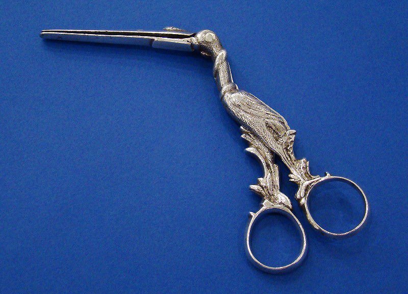 DanielBexfield's tweet photo. Russian Silver 'Stork &amp; Baby' Ribbon Threaders/Pullers
Made by 'M.M'
Minsk 1880
Assay master Ivan Churtenkov
Length 4.75" (12.2cm)
Price £1,375.00

#ribbonthreaders #ribbonpullers #minsk #russianantiques #storkandbaby 
#antiquesilver #cecilcourt #coventgarden #london 
#antiques https://t.co/fbwW4tluuT