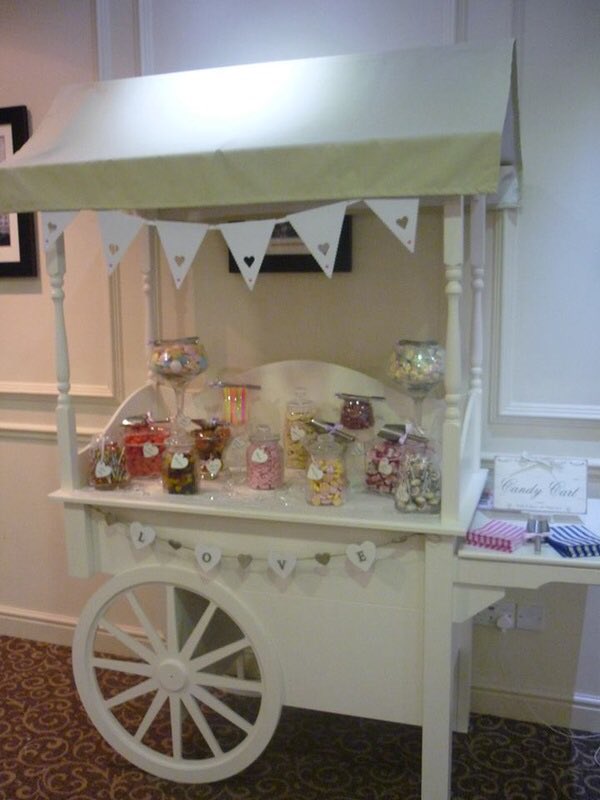 “The goal in marriage is not to think alike, but to think together” Which sweet cart would you have at your wedding? #uksmallbiz #lovingleeds #sheffieldissuper #weddings #love