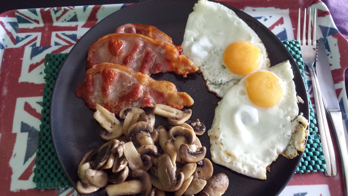 PIEG0N's tweet photo. Stayed up way too late watching #AMDVLAN needed a good breakfast/lunch today https://t.co/DAteubBW78