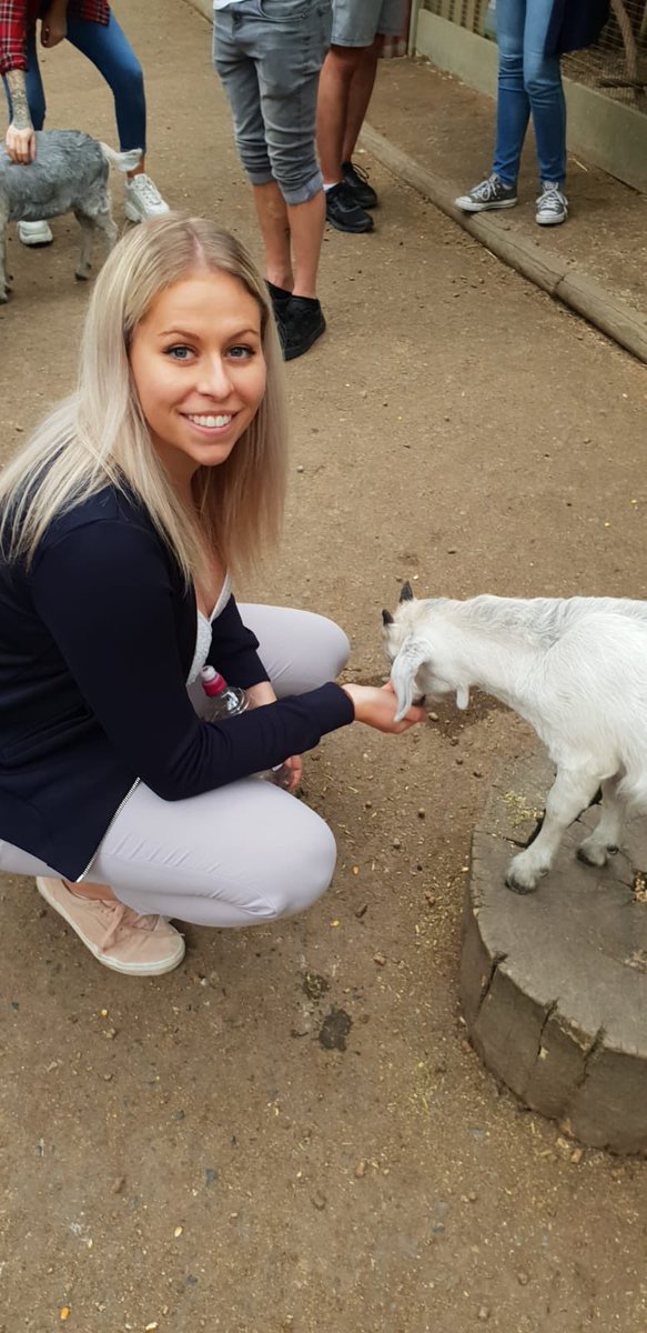 LucyHobbins's tweet photo. 🐐 https://t.co/1spsS4UOwS