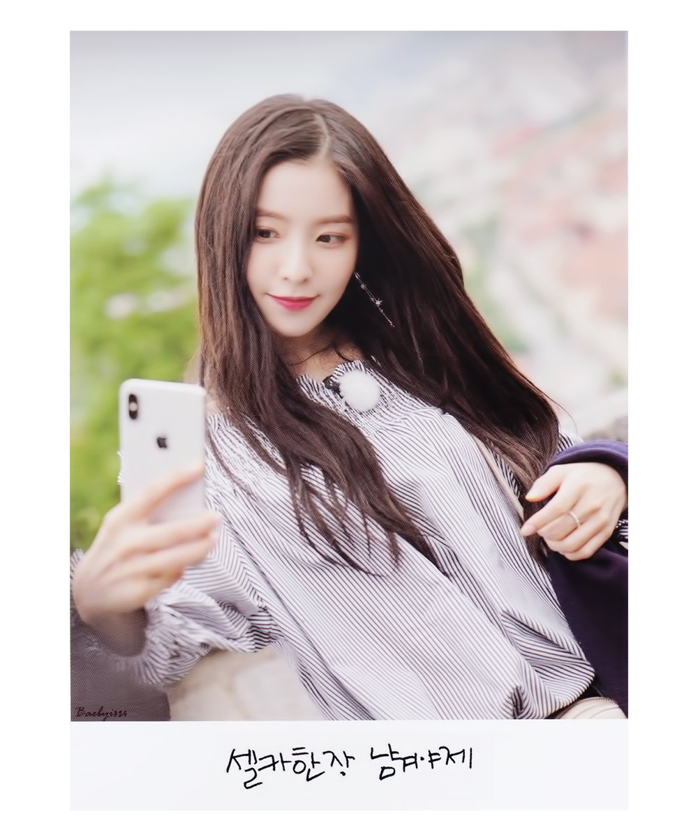 baebyi329's tweet photo. [Scan] SELFIE BOOK - #RedVelvet  Lovely Days in Slovenia #IRENE #아이린 https://t.co/vLBuDYBg50