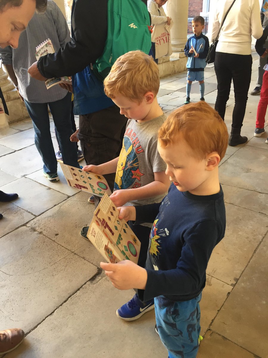 Lots of fun exploring #HamptonCourtPalace and having a go at their #BeastQuest  Trail for half term! <a href="/HRP_Palaces/">Historic Royal Palaces</a>