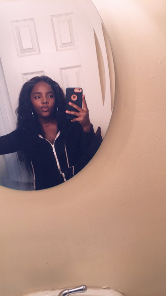 maya the sagggg tweet media