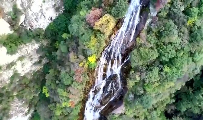 alcantara_alb's tweet image. Imatges que fan tardor 🍂🍁🍃 Les muntanyes de #Qinling #Foping #Shaanxi ▶ bit.ly/2q4Ppar #324eltemps @eltempsTV3 🇨🇳