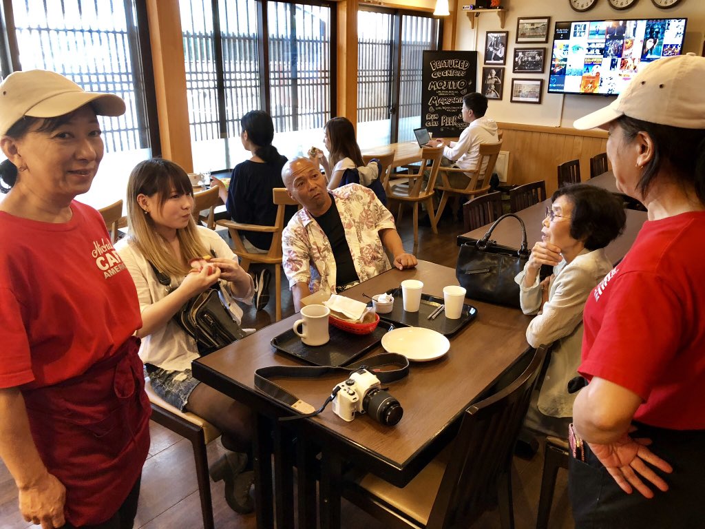 madeintono's tweet photo. More pictures of Chizuko‘s Bond villain cousin looking less villainous #MichaelsCafe #Tono #Japan https://t.co/fm3ihtNy4o