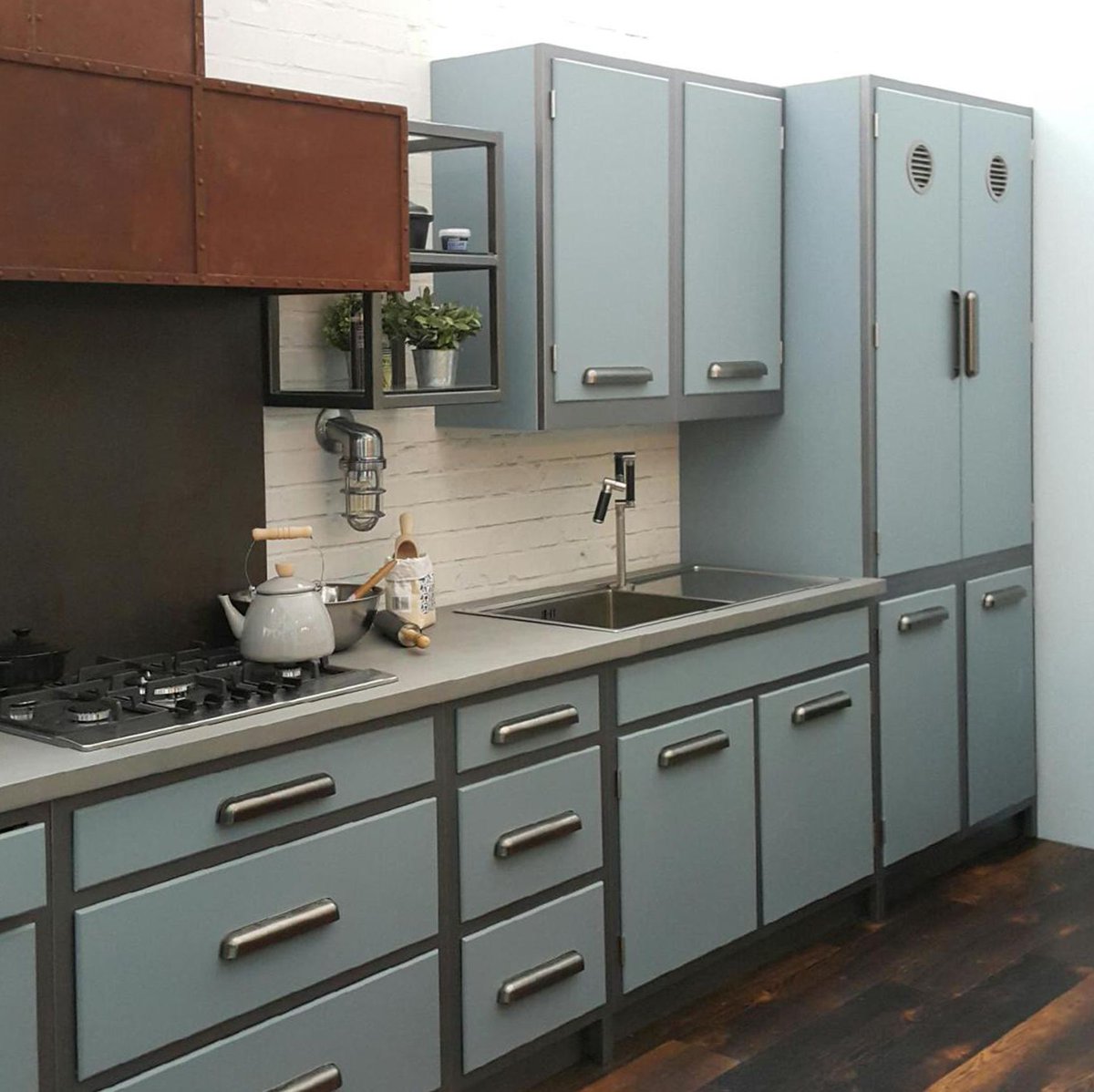 kitchen_real's tweet photo. Love the iconic '60's and looking for a kitchen with a difference? Our #RealRetro design might be just what you are looking for?
#RealKitchen #RealKitchenCompany #RealKitchenCompanyLtd #60sKitchen https://t.co/krMFpKapxf