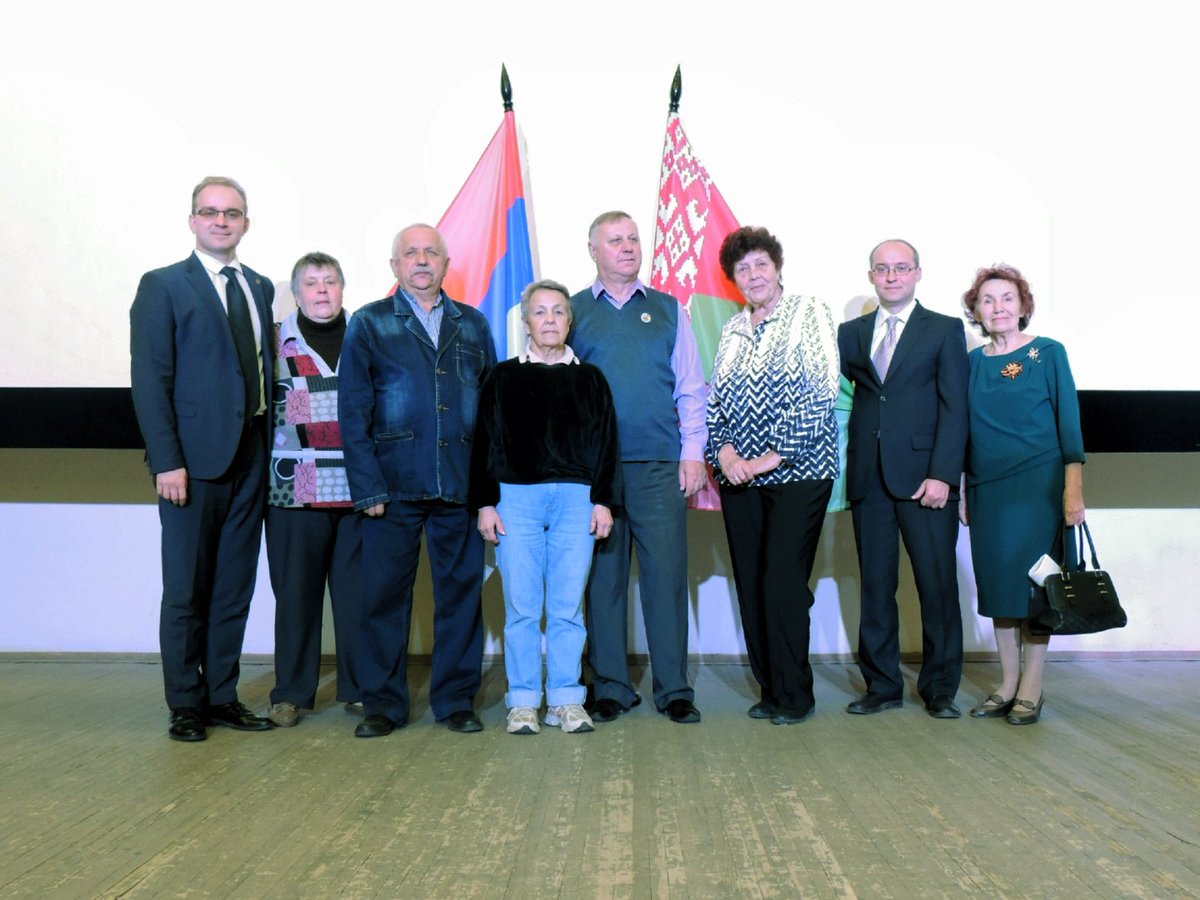 mz_reshma's tweet photo. День Союзного государства состоялся вчера в Решме. Большая программа для ветеранов России и Белоруссии, отдыхающих по программе Союзного государства, была подготовлена сотрудниками медицинского Центра и ивановской организацией "Белорусский национально-культурный центр "Крыница". https://t.co/mQZLspgeD7