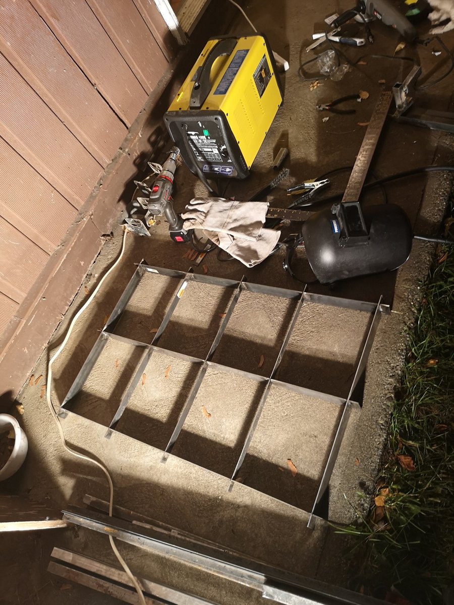 nickdodd's tweet photo. Pulled a late night welding together my custom Weld table! #DIY #DIYWeldTable #welder #weldtable #fabricator #backyardwelder https://t.co/TYdwHYlJQl
