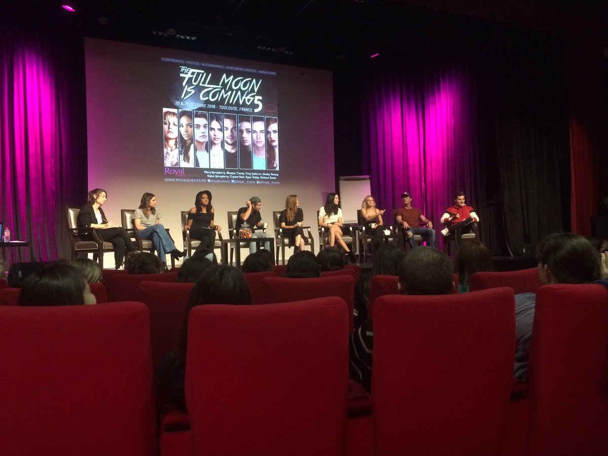 JustFocusSeries's tweet photo. Les acteurs sont là 😍 #TeenWolf #TFMIC5 @ConventionRE https://t.co/5iMxoOGp5s