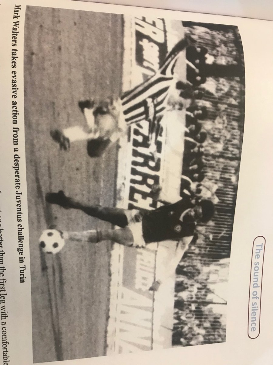 MEW1934's tweet image. Found this picture of Michel Platini trying to 2 foot me in our1/4 C/league final match in Turin #ProperPlayer