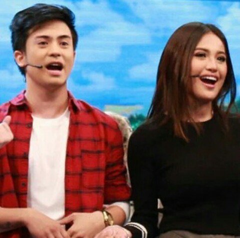 OfficialJhaLie's tweet photo. Baka lang namimiss nyo ang isa't isa. Kahit isang duet lang sa #GmaStudio7 #Studio7MusicTambayan 
@MyJaps @ImJakeVargas @gmastudioseven https://t.co/hJJVxK6wfO