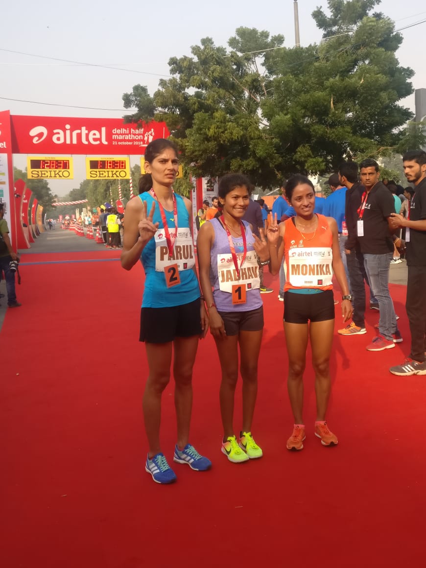 TataMotors's tweet photo. Champions who pushed their limits of endurance! #RunToLevelNex #LevelNexSUV #DaudDilli @runadhm https://t.co/ehT0wfxYbr