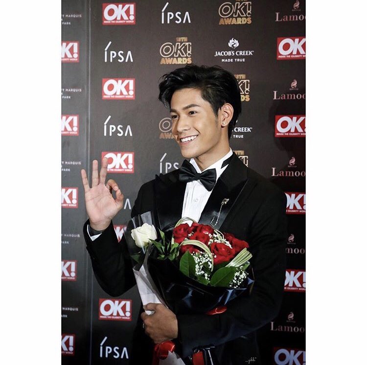 __JustLion's tweet photo. [IG:__singto] 21.10.61 (2)  @stjinx_maya มาดคุณชายปราชญา 😍 #SingtoPrachaya https://t.co/qpwnZNJbnZ