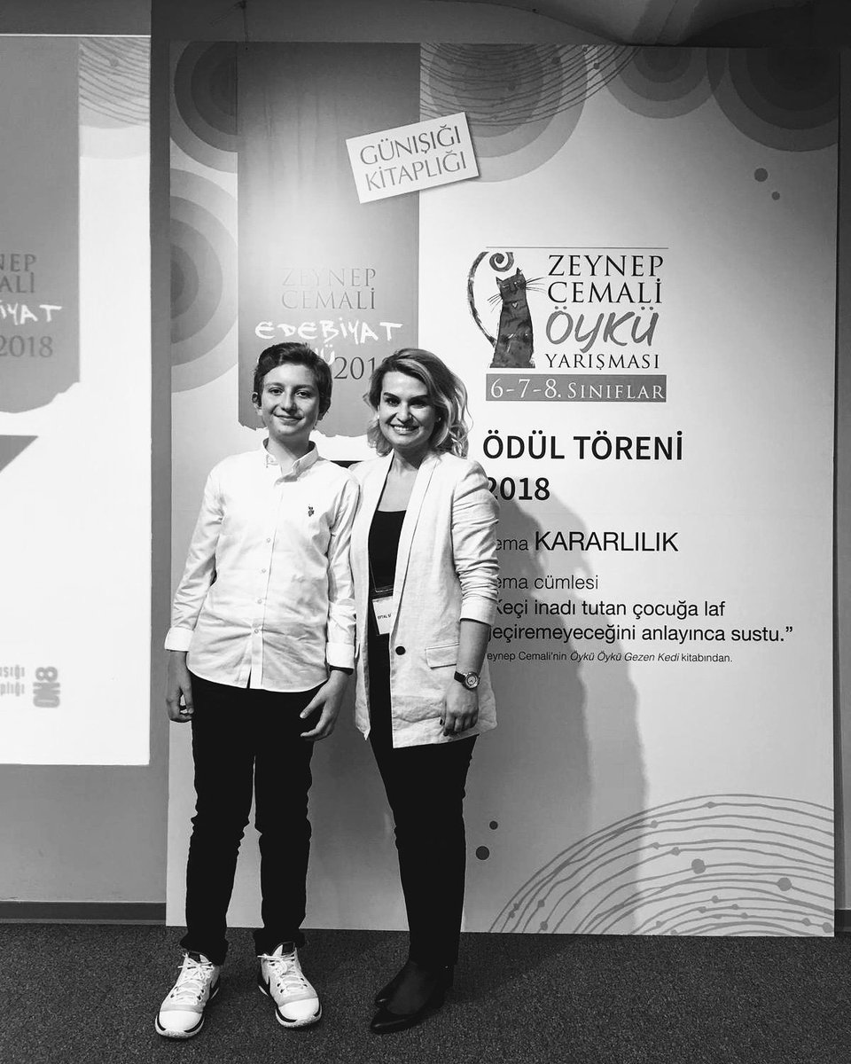 Ruh, yazının icadından beri ölümsüzdür. C. Meriç 
Hayatımdaki ölümsüz anlardan biri... Zeynep Cemali Öykü Yarışması'nda okulumuza birincilik ödülü getiren Kaan'ı kutluyorum. Dilerim ki yazma tutkusu hep devam eder.