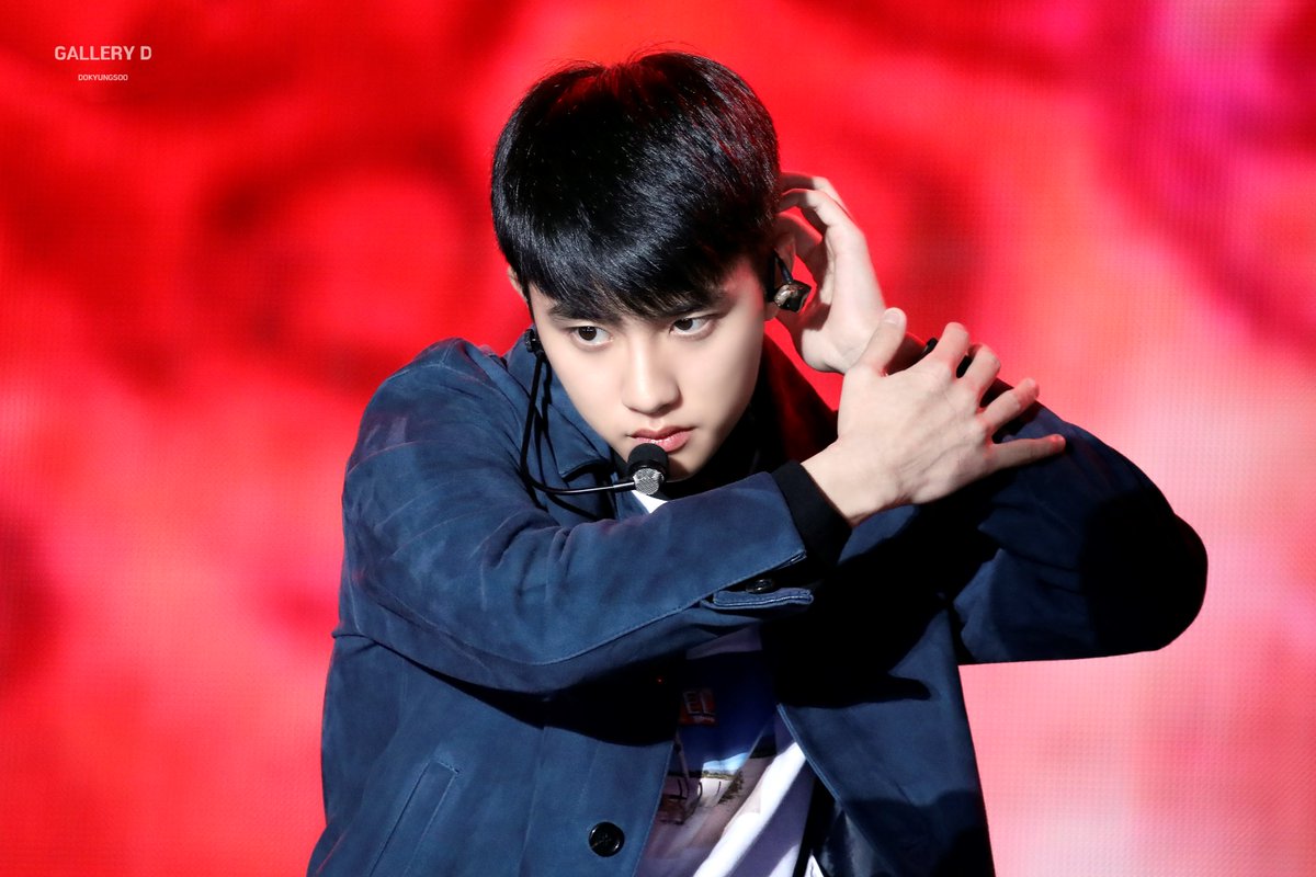 GalleryD_0112's tweet photo. 181012 BOF 부산 원아페

이렇게 잘생겨도 되나 싶네......

#경수 #디오 https://t.co/8rsNLVfd1l