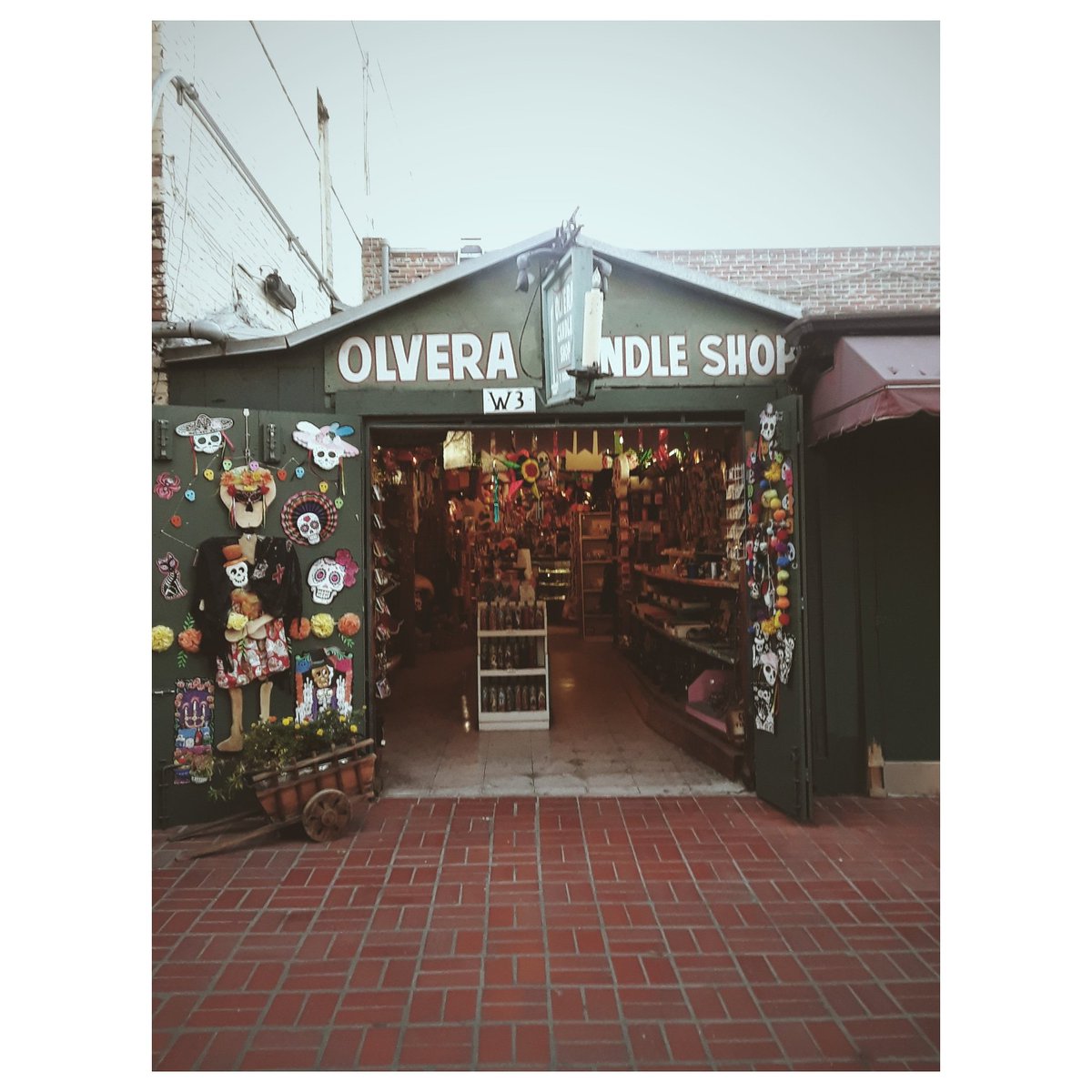 PURBand1's tweet photo. We are out here getting some inspiration for our upcoming single "Brujeria" coming out 10.30.18 be on the look out for sneak peeks! #surf #indie #california #calisurf #indiemusic https://t.co/jP98npNAko