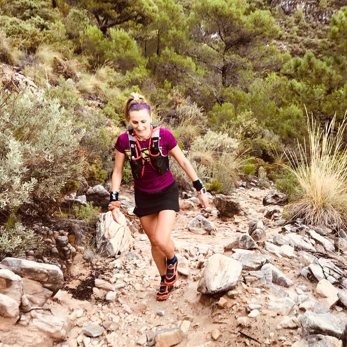 soniavizcano1's tweet photo. A 10 días de Eurafrica entreno completo con salida paseo marítimo de Marbella y coronando Cruz de Juanar.  22km con 1173m positivos! https://t.co/aGtVbC7ADZ